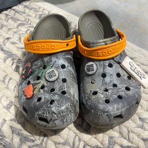 Luke Combs Crocs